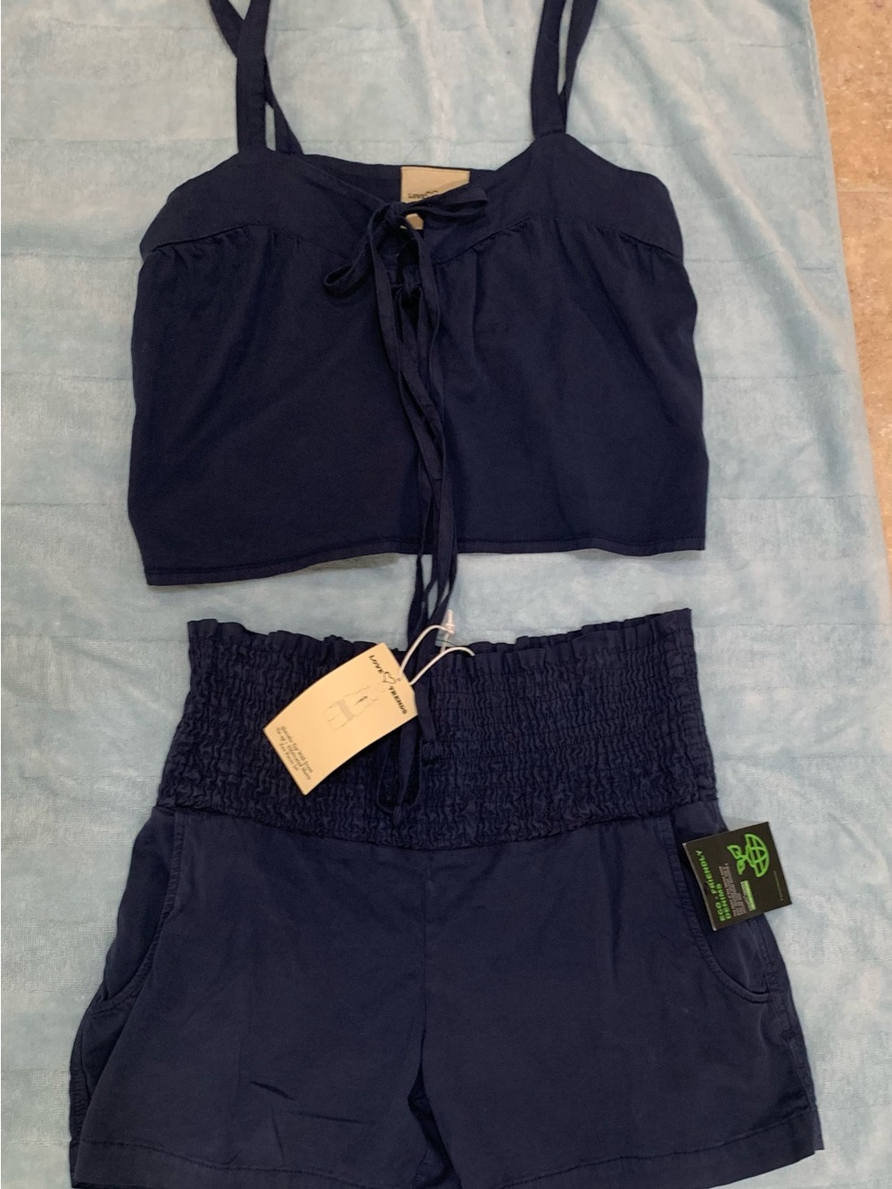 Love Trend Navy Two-Piece Smocked Waist  Shorts & Cropped Tank Set
